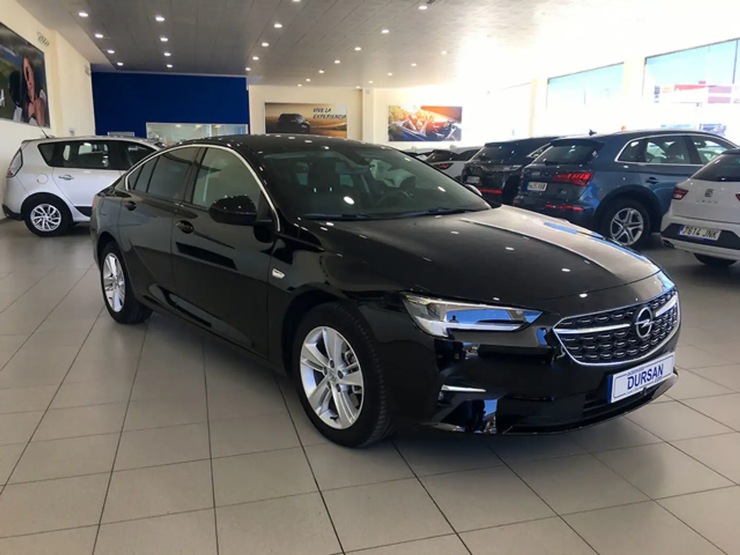 Opel Insignia 1.5D DVH S&S Business AT8 122 Czarny - 2