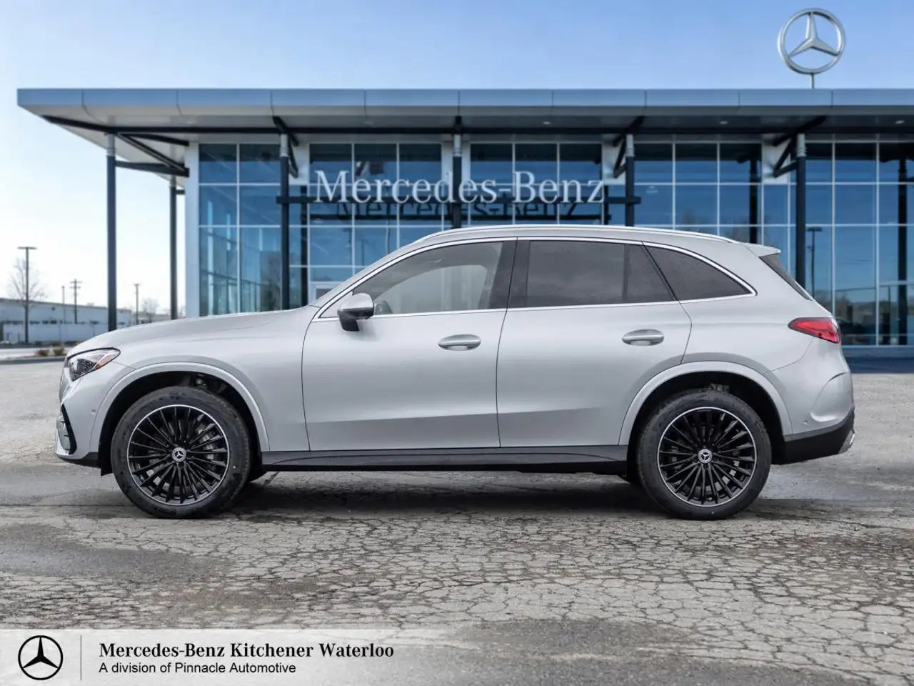 Mercedes-Benz GLC снимка Mercedes-Benz GLC