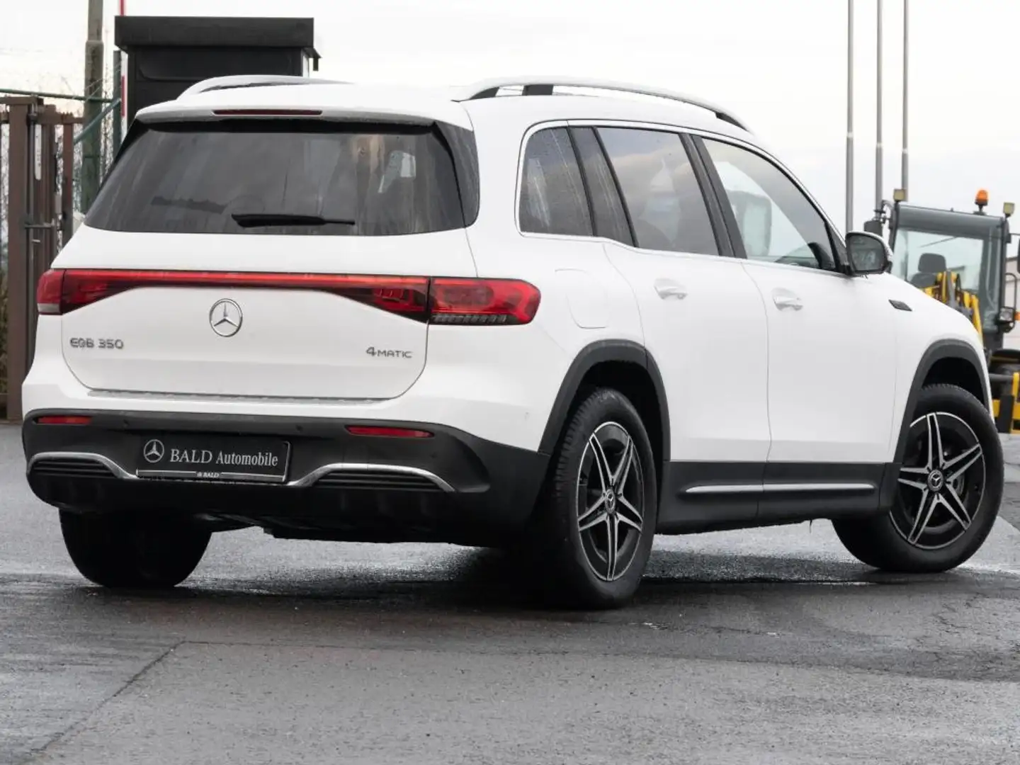 Mercedes-Benz EQB 350 4M AMG-Sport/Pano/Leder/360/Distr/Ambi Blanc - 2