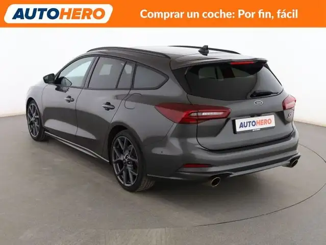 Ford Focus view 4