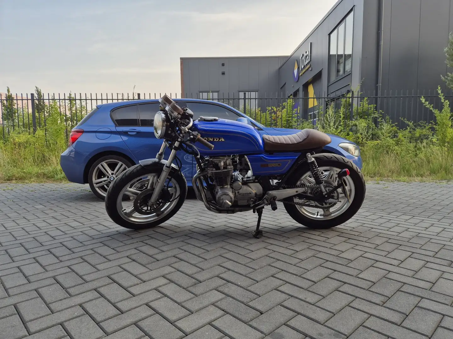 Honda CB 650 Blauw - 1