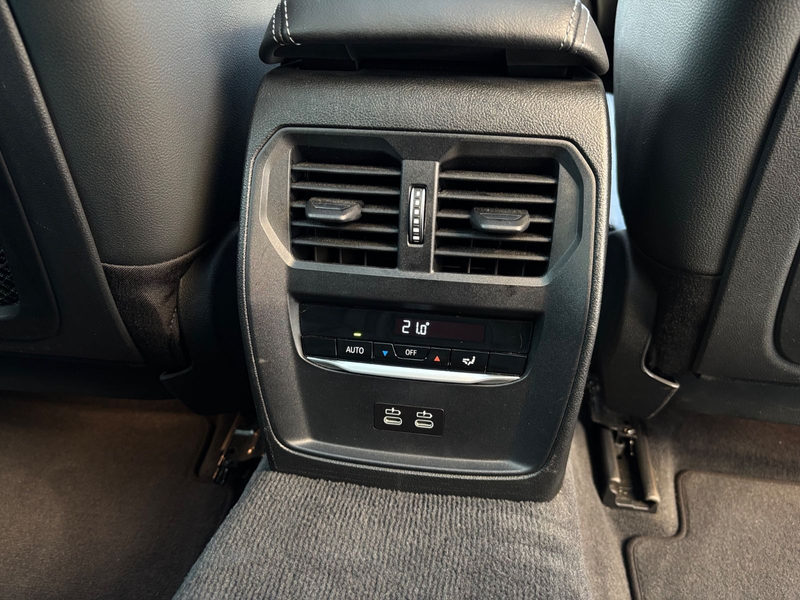BMW 330 i M Sport dravitgraumetallic Panoramadach — photo 12