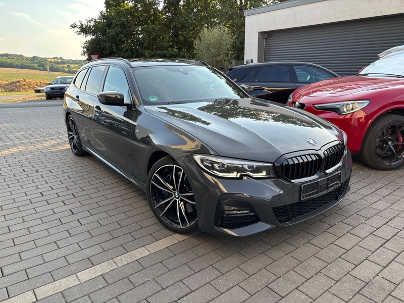 BMW 330 i M Sport dravitgraumetallic Panoramadach — photo 3