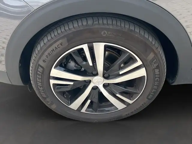 Peugeot 3008 view 7