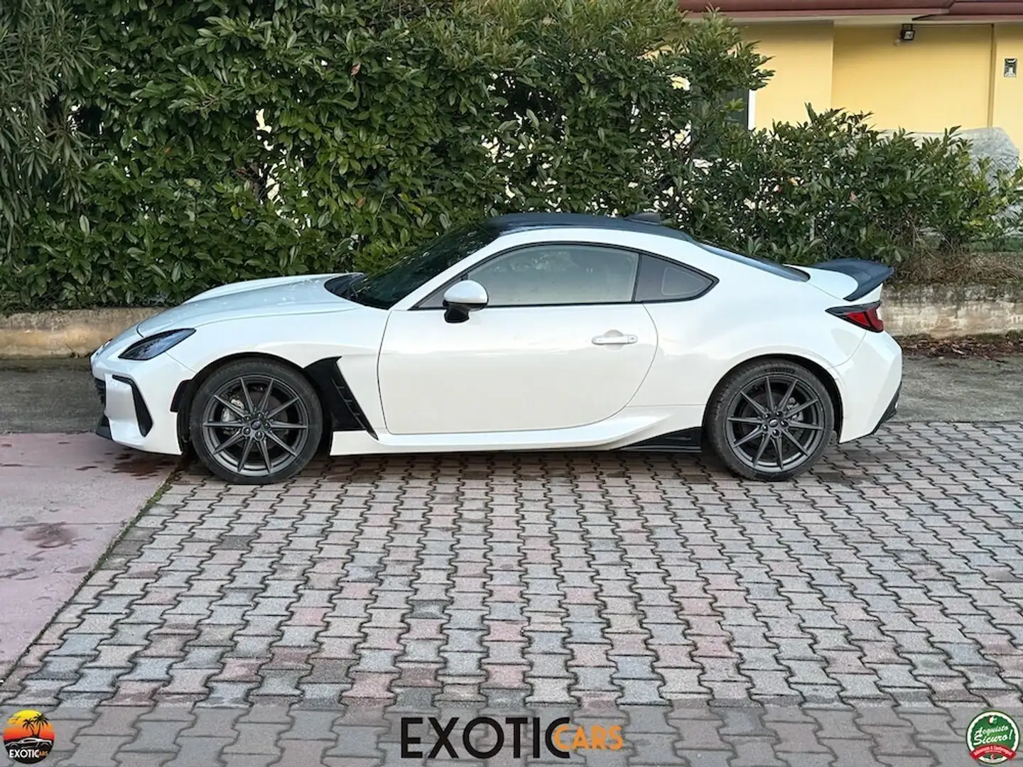 Subaru BRZ 2.4 Premium Edition Silber - 2