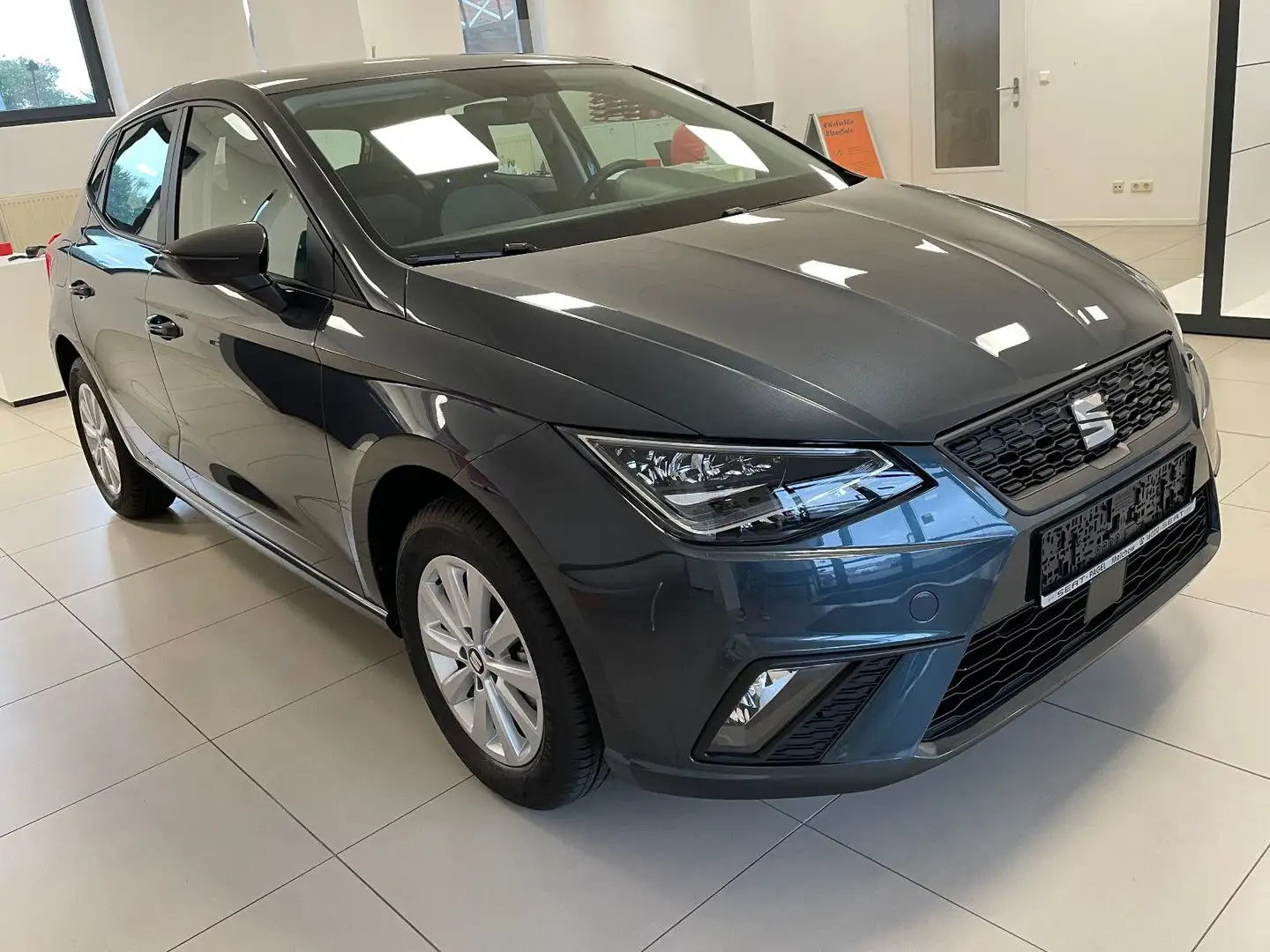 SEAT Ibiza Style BEATS Klima Allwetter WP GRA LED Gris - 1