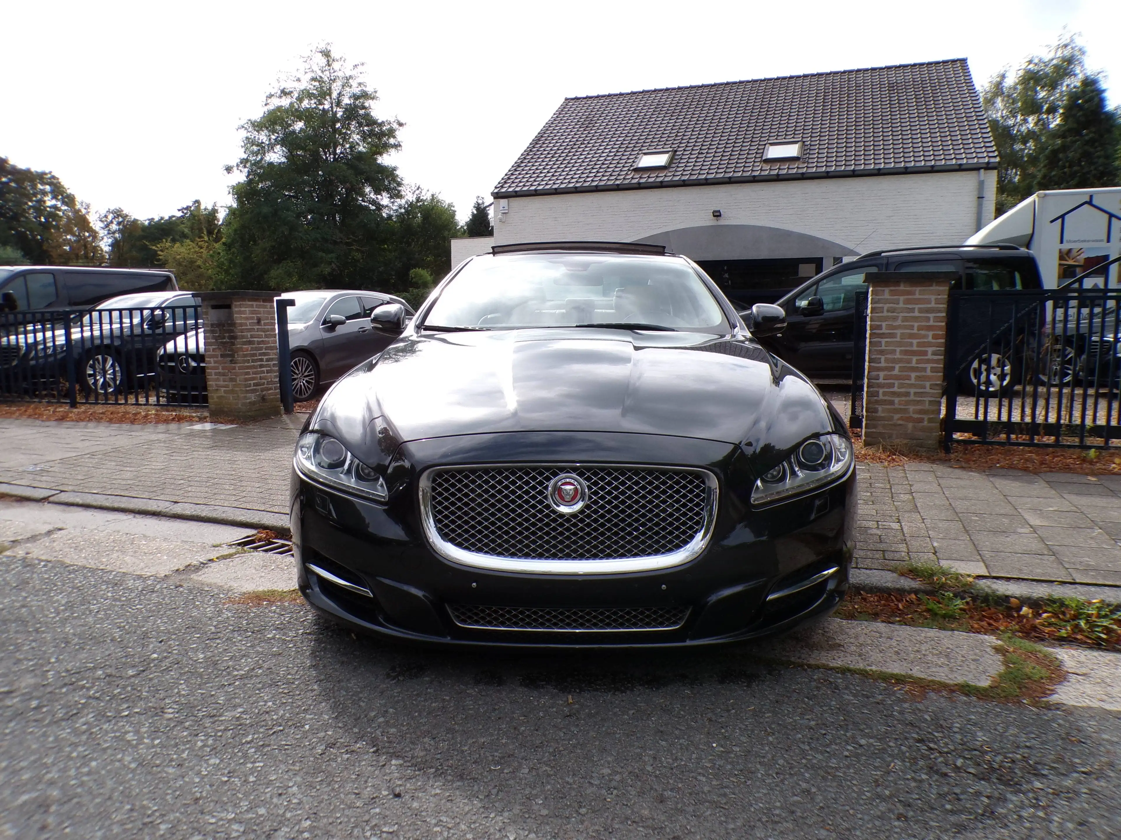 Jaguar XJ XJ 2.0i Ti Portfolio 105.000km 1ste eigenaar!!!!!!! — photo 2