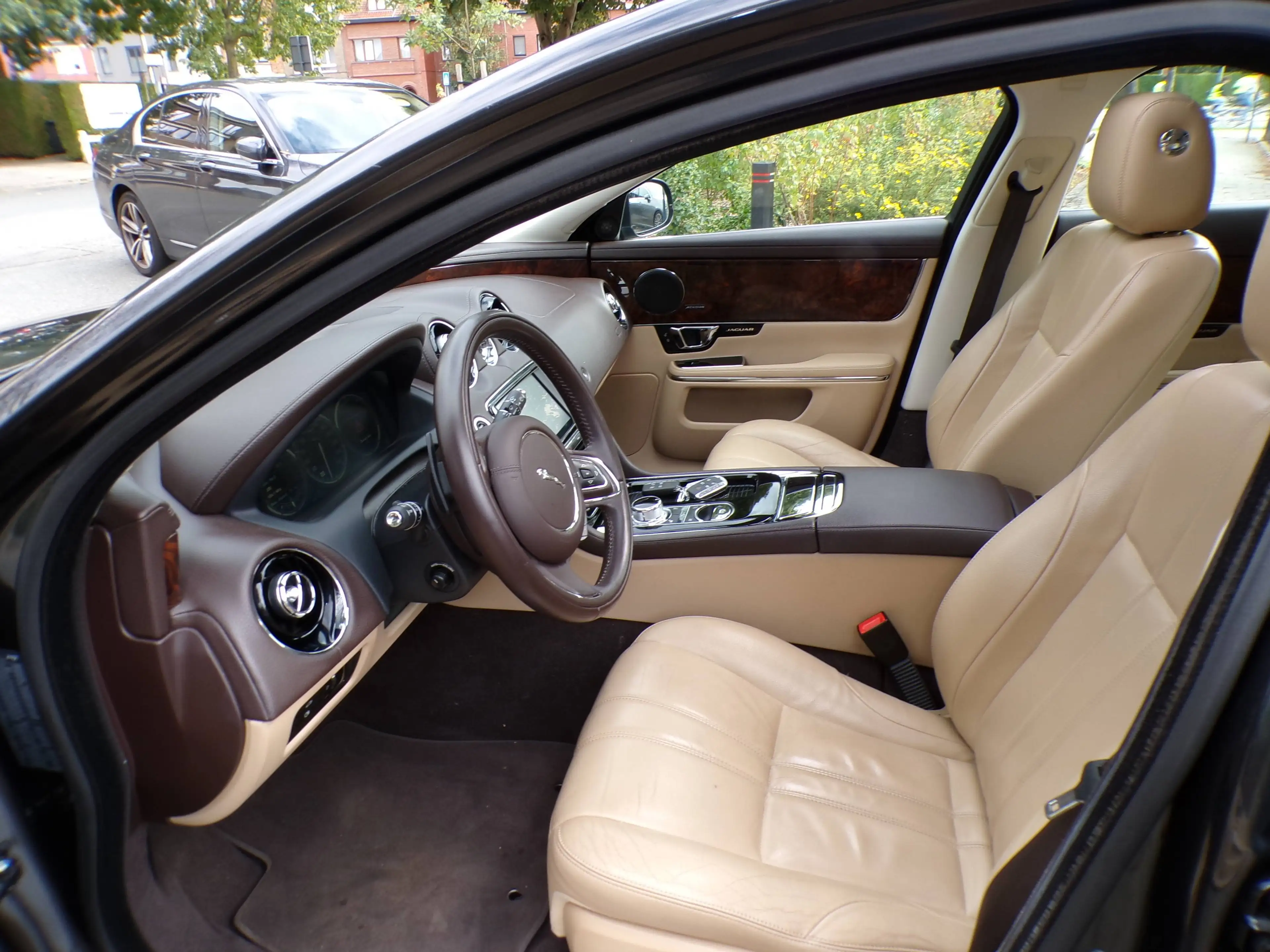 Jaguar XJ XJ 2.0i Ti Portfolio 105.000km 1ste eigenaar!!!!!!! — photo 9