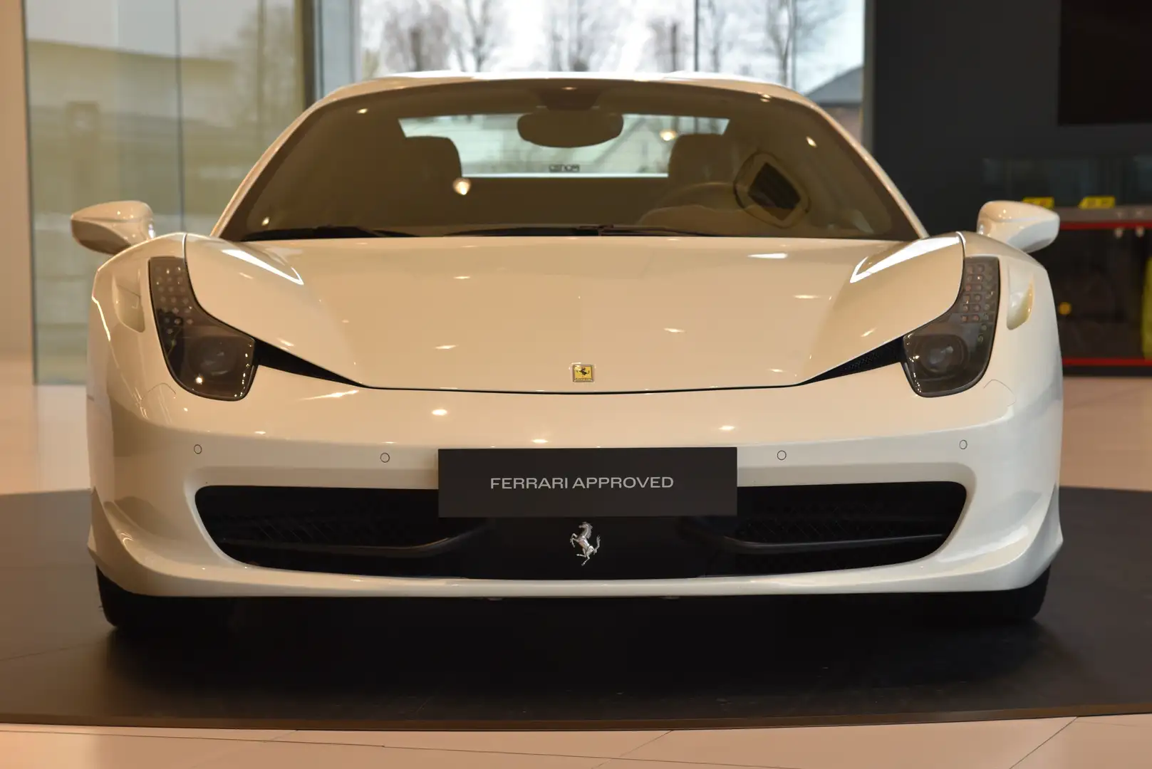 Ferrari 458 Spider | Lift | Elec Seats | Carbon Steering Wheel White - 2