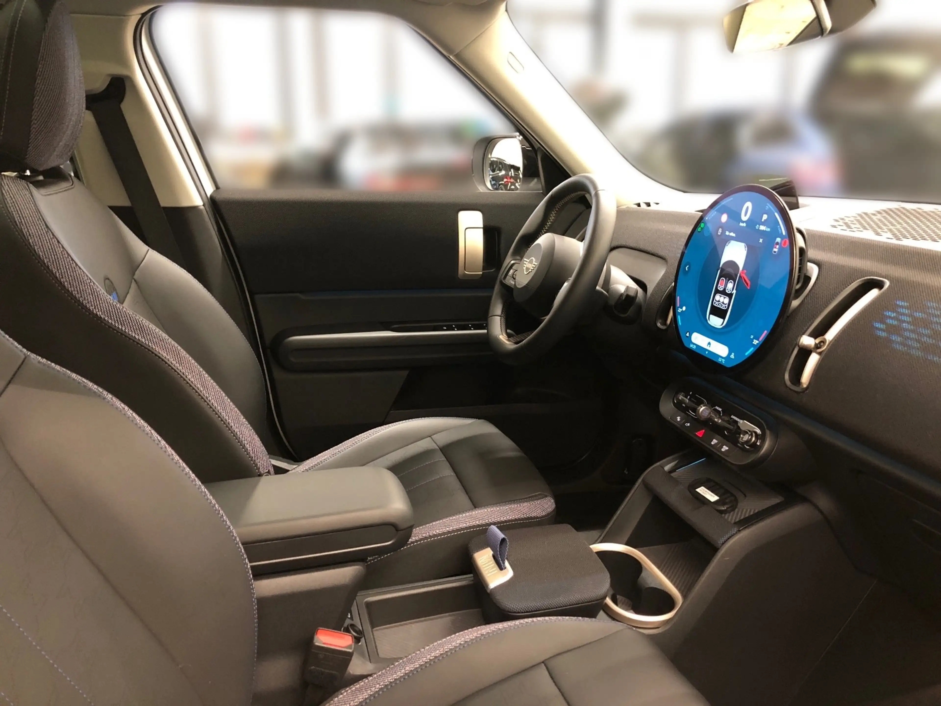 MINI Countryman C Countryman C — photo 11