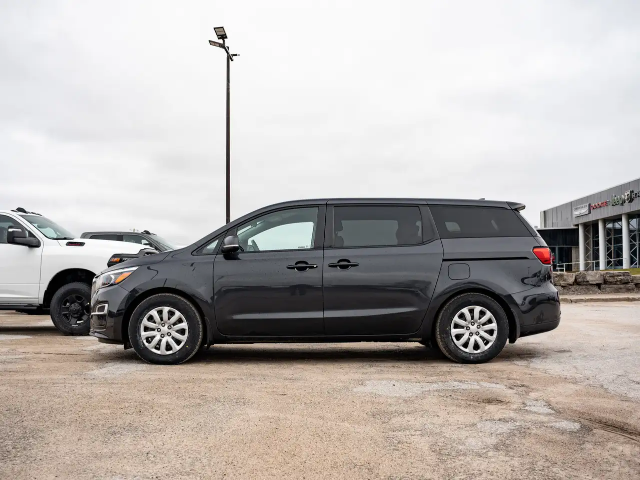 Kia Sedona снимка Kia Sedona