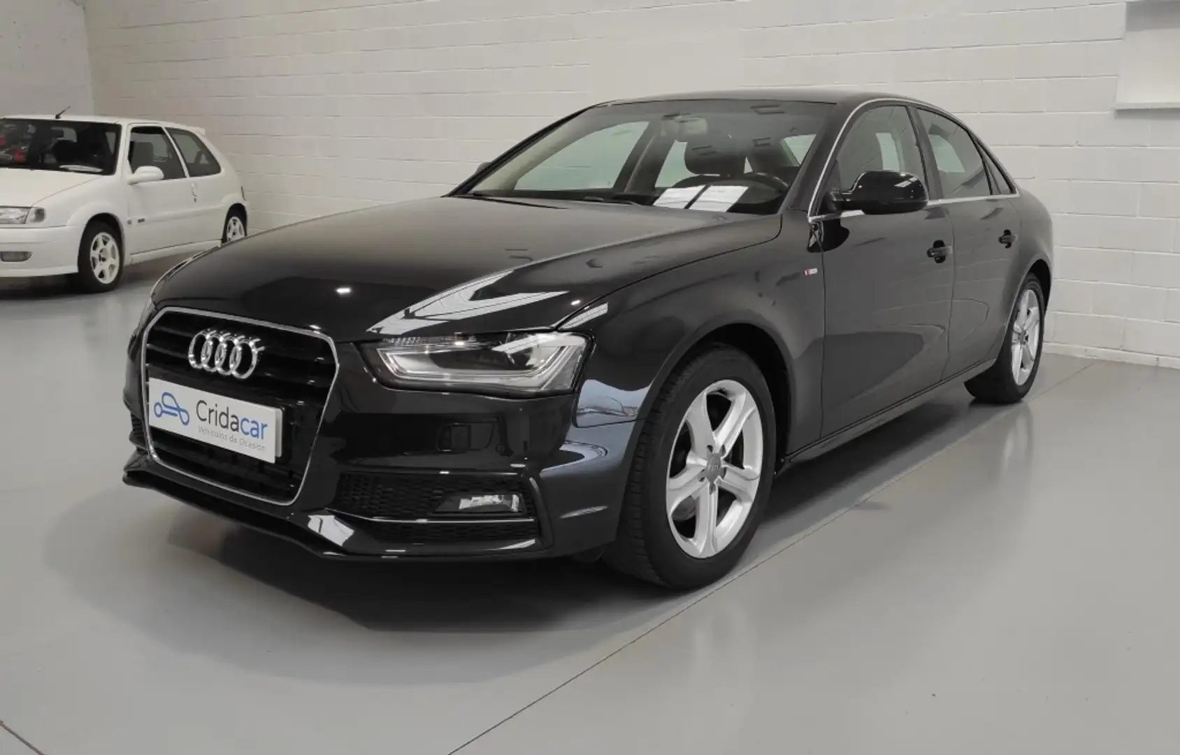 Audi A4 2.0TDI DPF S line edition Multitronic 150 Gris - 1