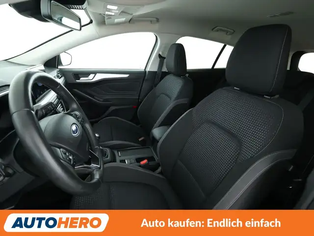 Ford Focus view 10
