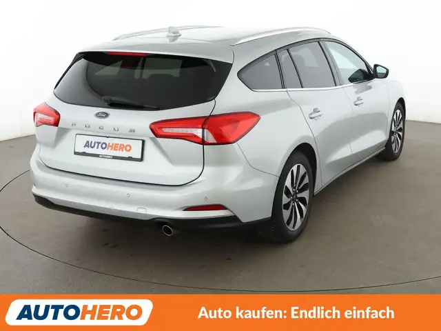 Ford Focus view 6