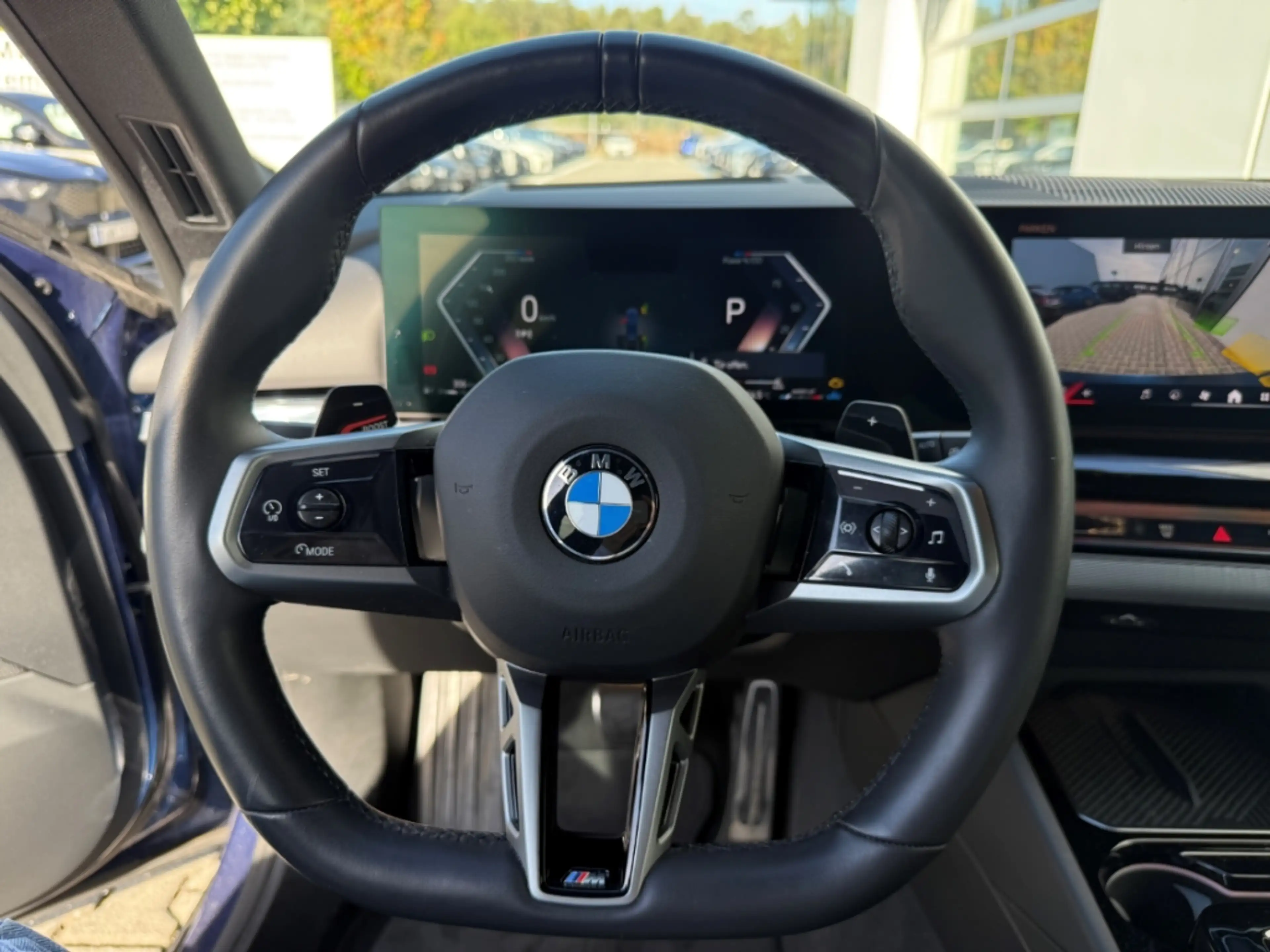 BMW 520 dA Touring M-Sport Sportpaket HUD AHK-klappbar Nav — photo 8