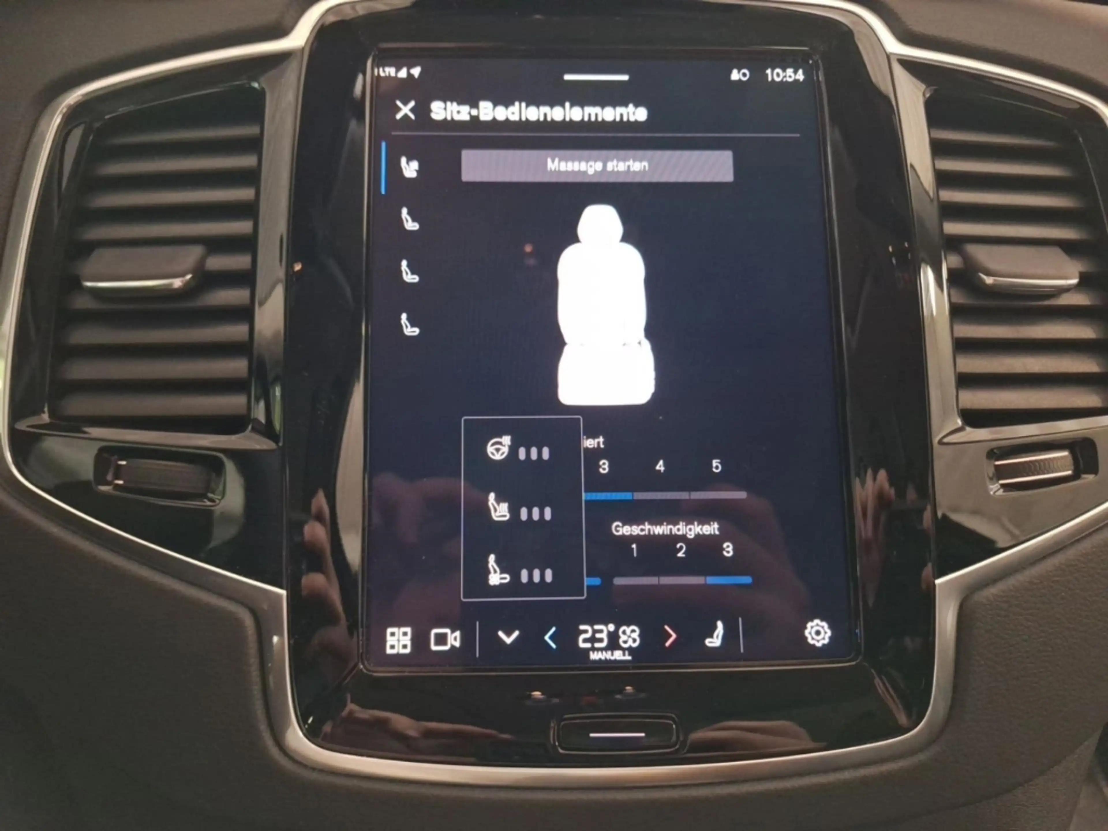 Volvo XC90 T8 AWD Ultra Bright - Luftfahrwerk B&W — photo 14