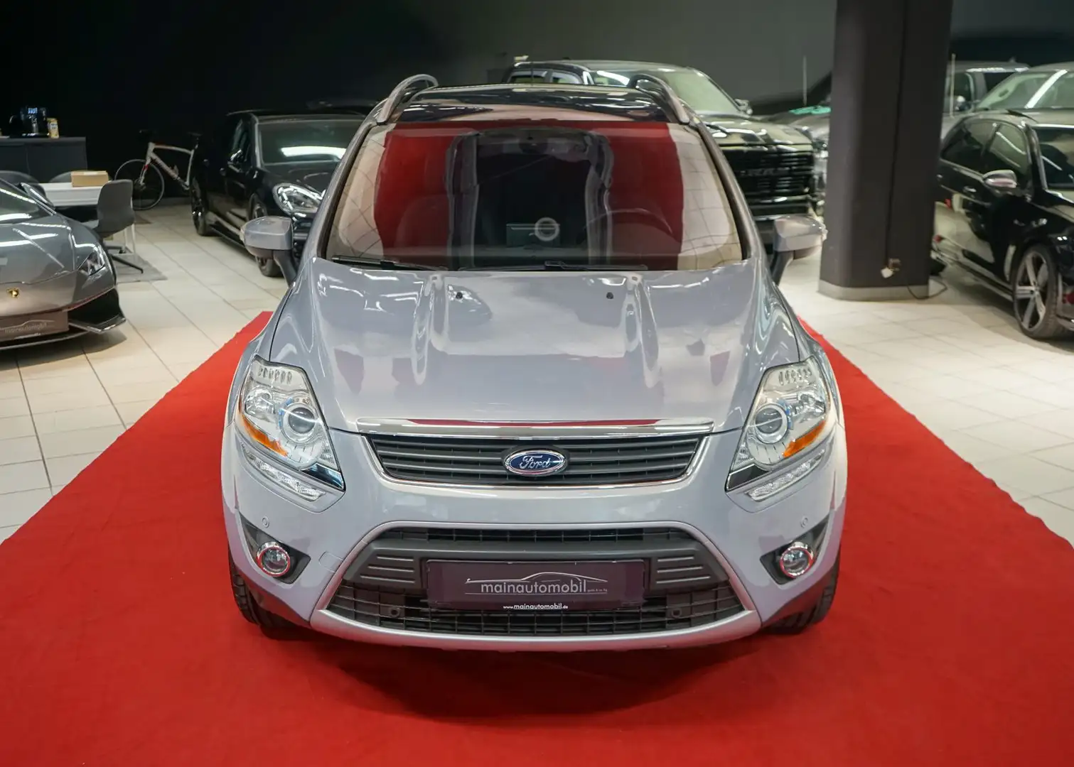 Ford Kuga Titanium 1.HAND AHK 4x4 Panorama Automatik Grijs - 2