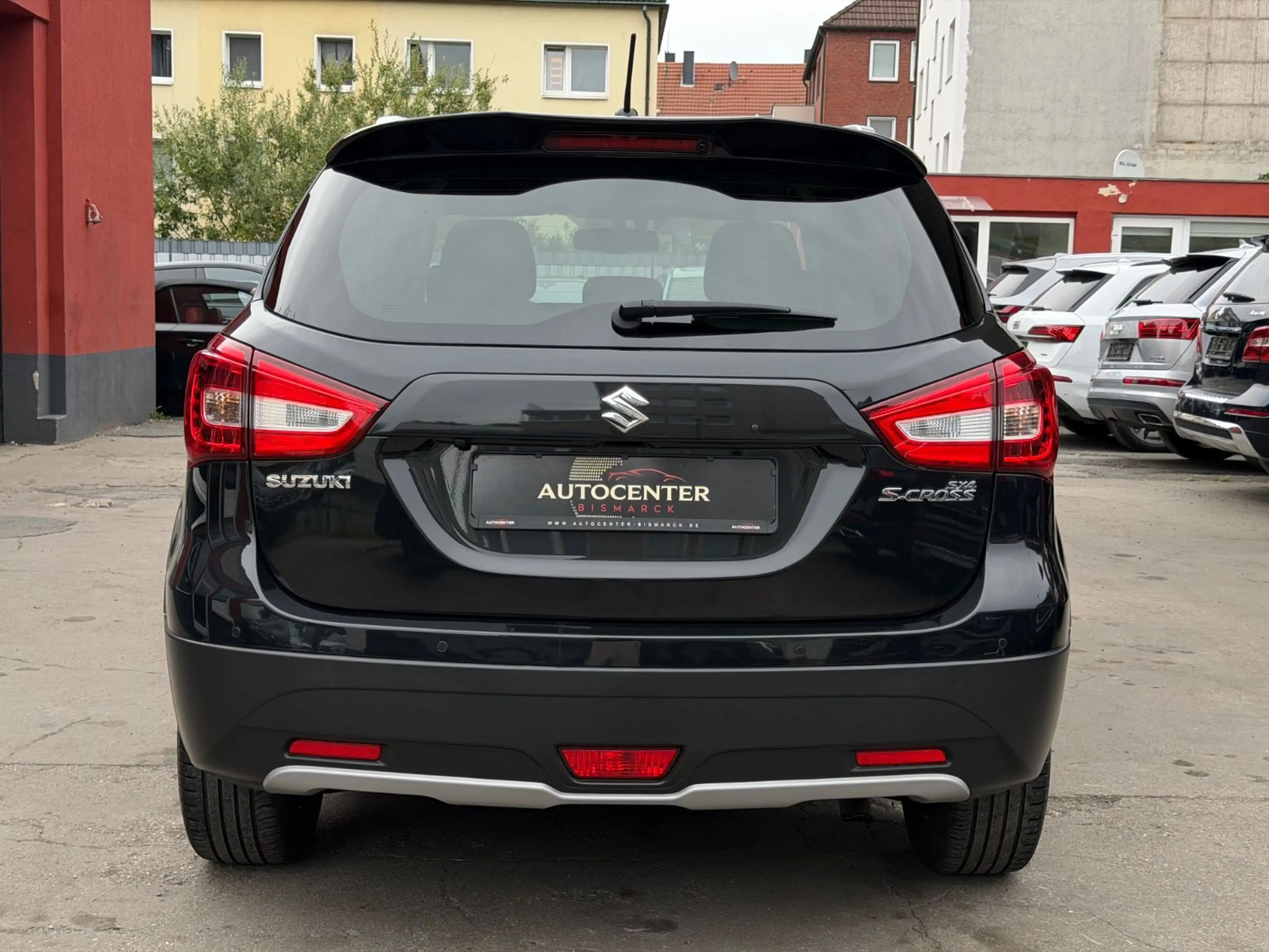 Suzuki SX4 S-Cross Club/RÜCKFAHR-KAMERA/WARTUNG NEU ! — photo 6