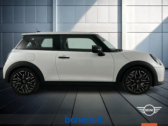 Mini Cooper Cooper view 5
