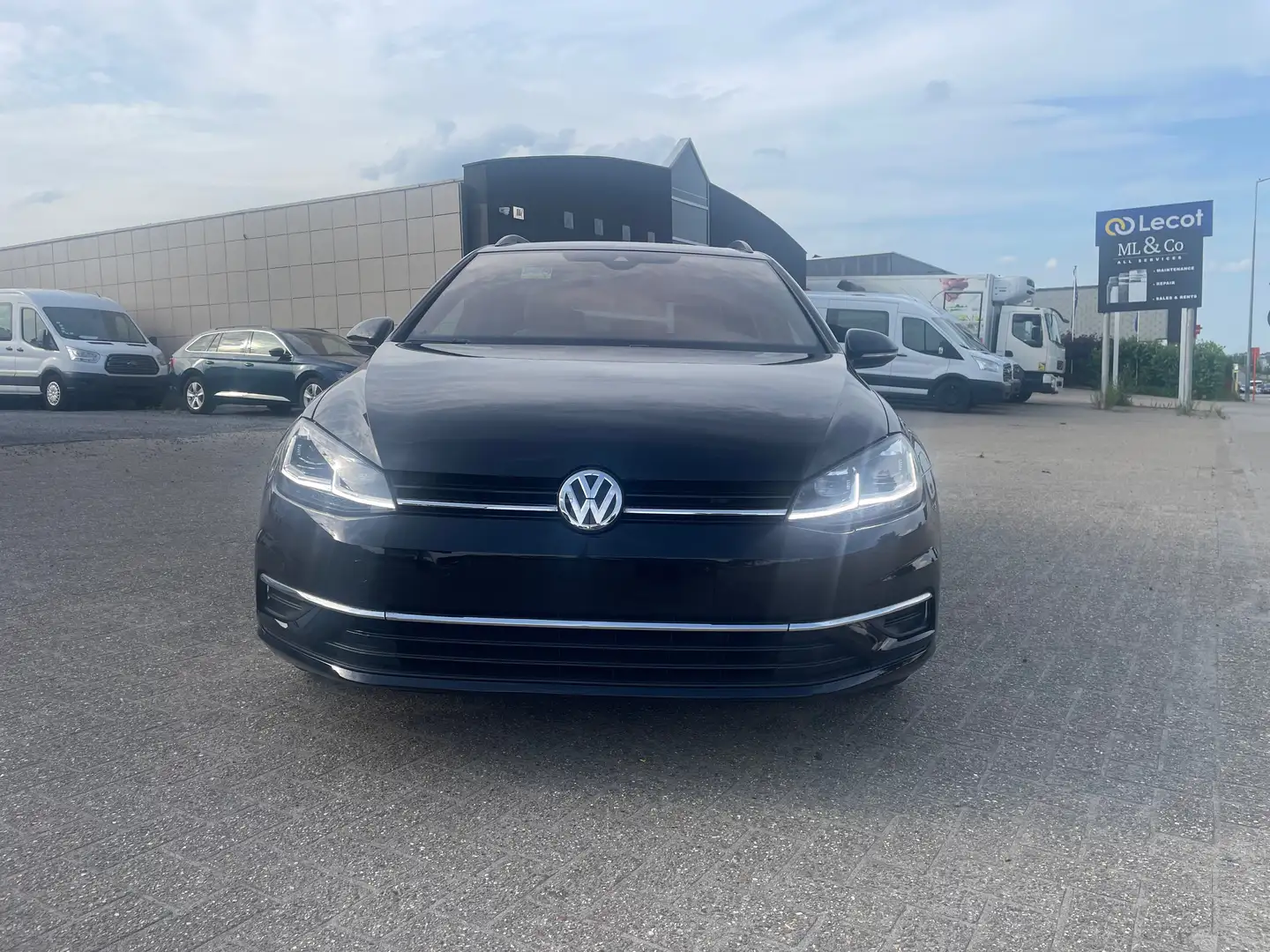 Volkswagen Golf Variant Golf SW 1.6 SCR TDi Highline DSG Negro - 1