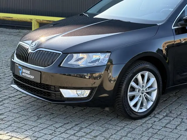Skoda Octavia view 6