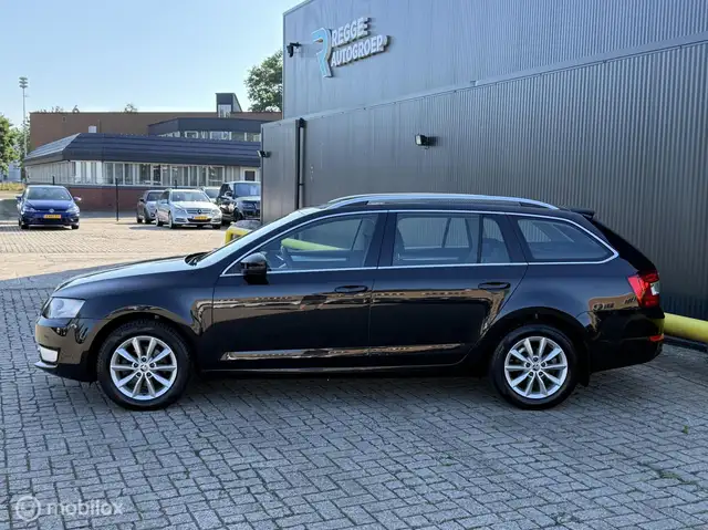 Skoda Octavia view 7