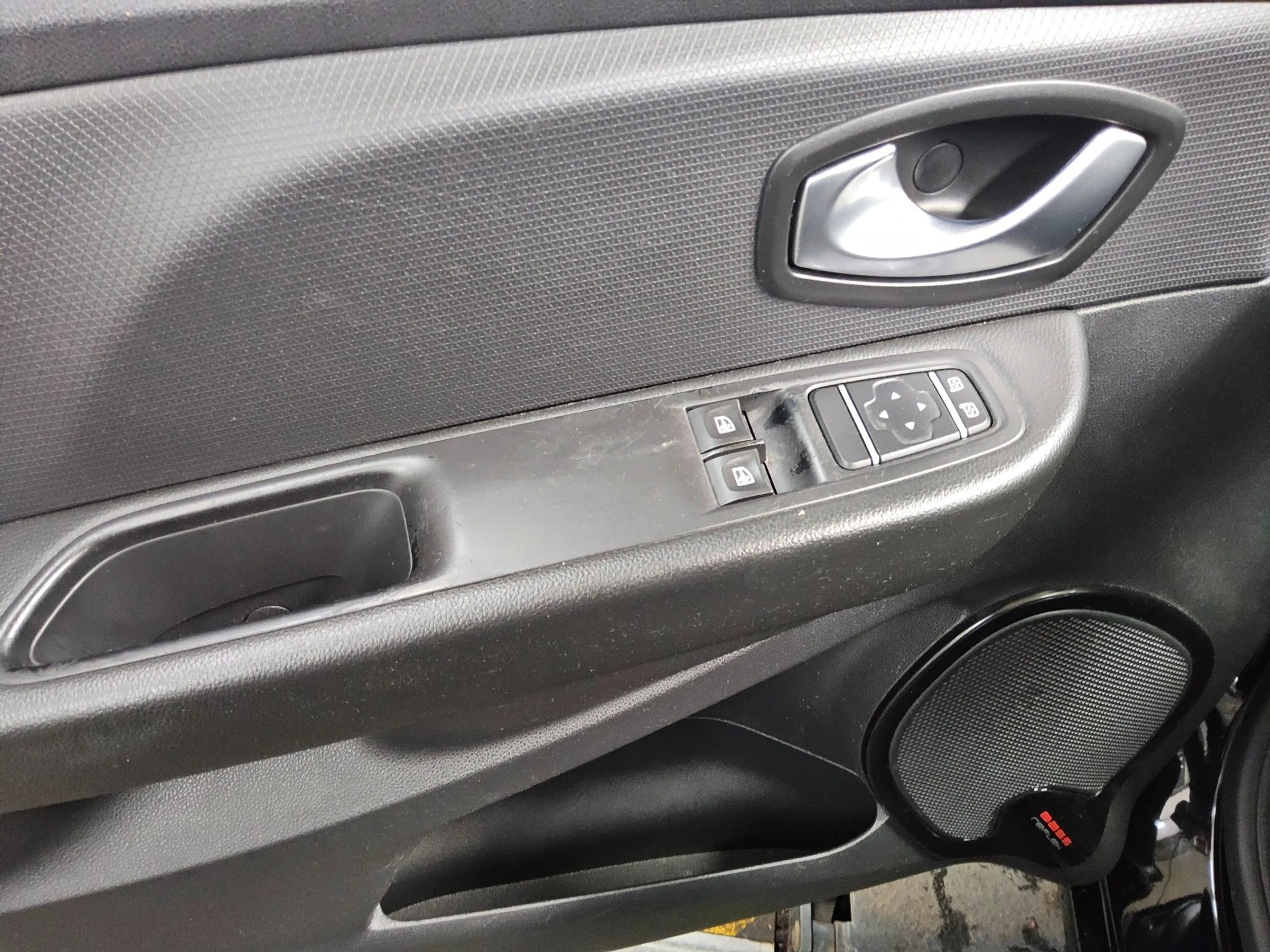 Renault Clio CLIO T-LEDER NAVI KLIMA RADIO TEMPO PDC — photo 9