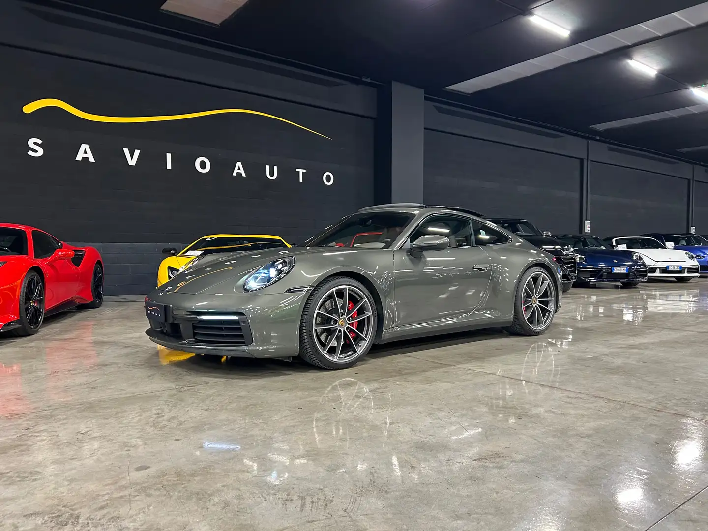 Porsche 911 CARRERA 4S (992) - 1