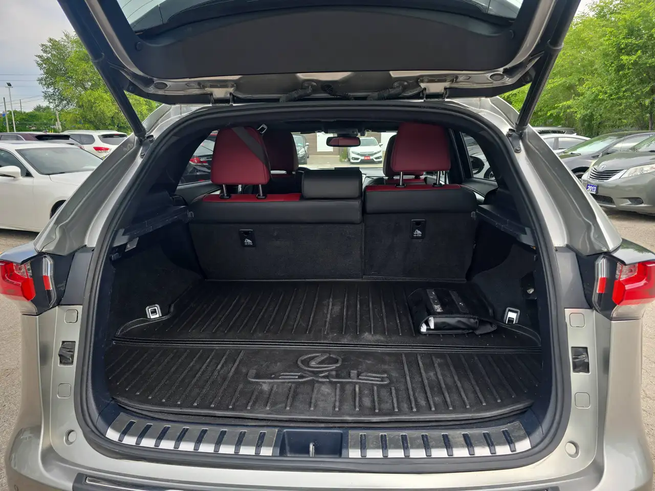Lexus NX fotografie Lexus NX