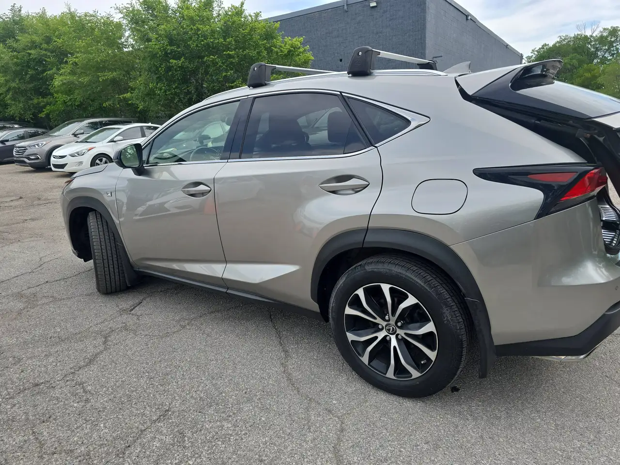 Lexus NX fotografie Lexus NX