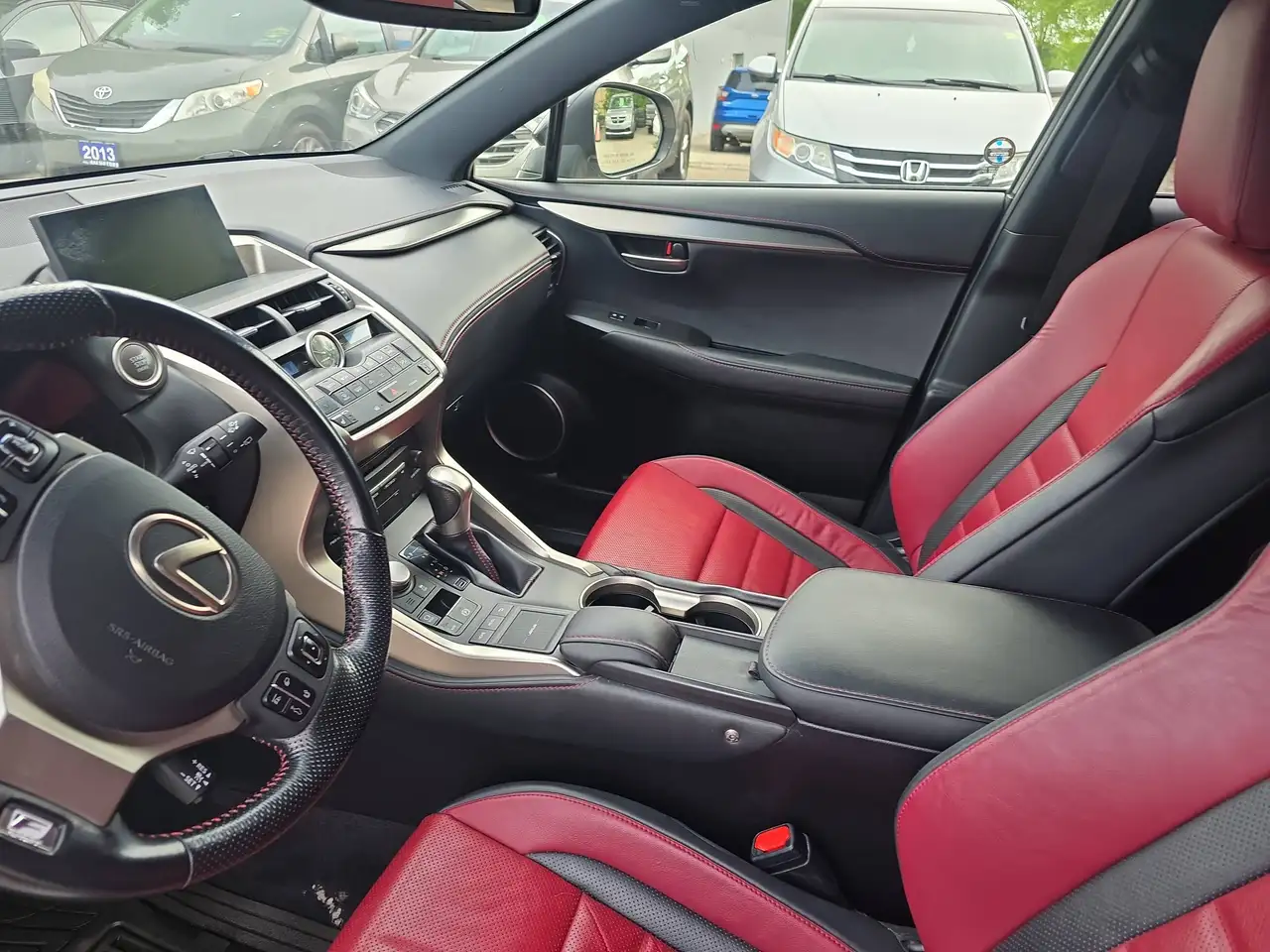 Lexus NX fotografie Lexus NX