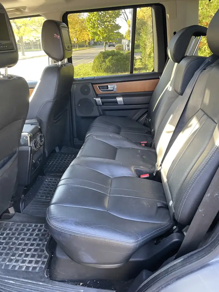 Land Rover LR4 снимка Land Rover LR4