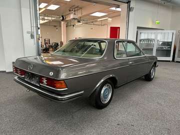 Coupé C123E23