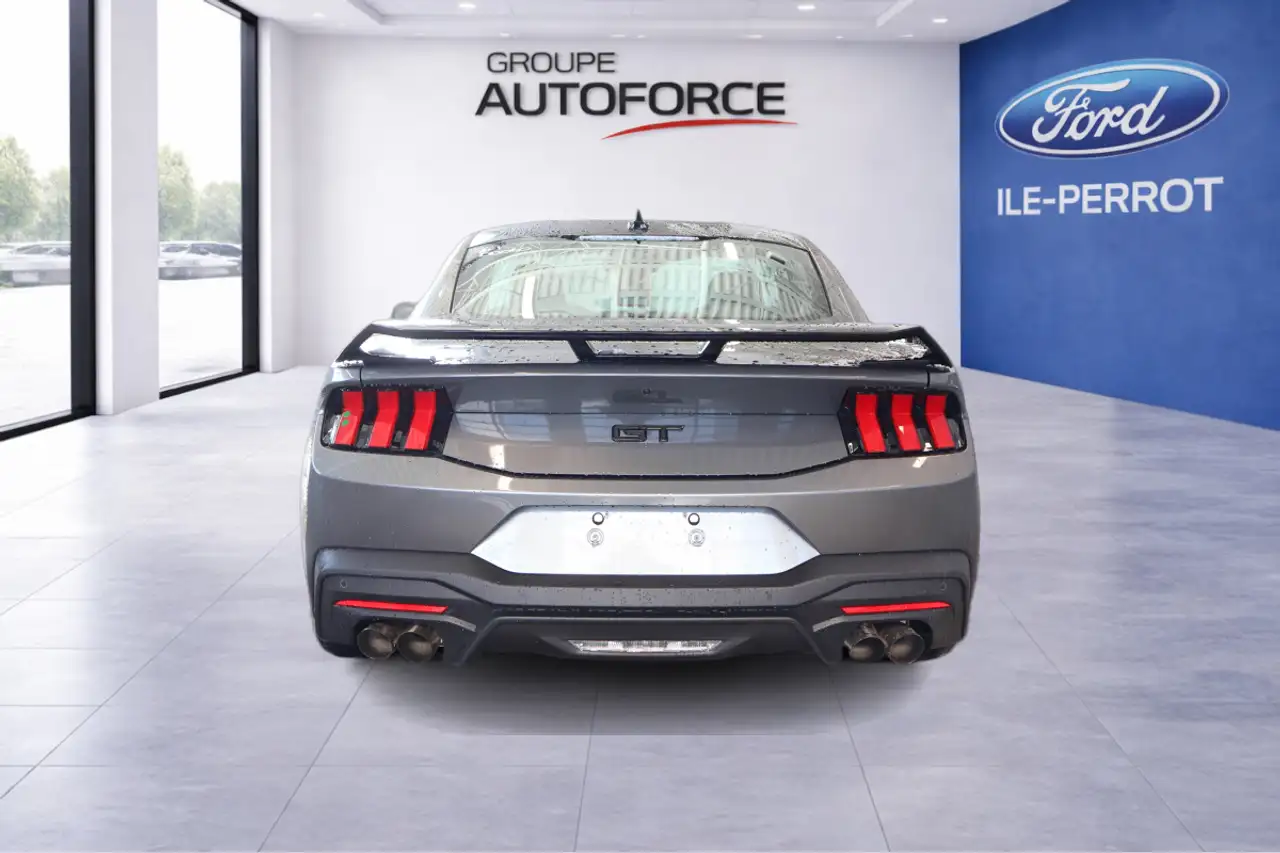 Ford Mustang снимка Ford Mustang
