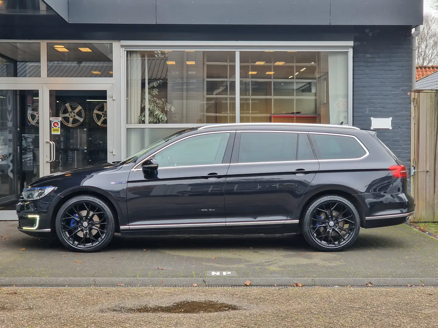 Volkswagen Passat Variant 1.4 TSI GTE Highline PANO / ACC / TREKHAAK Noir - 2