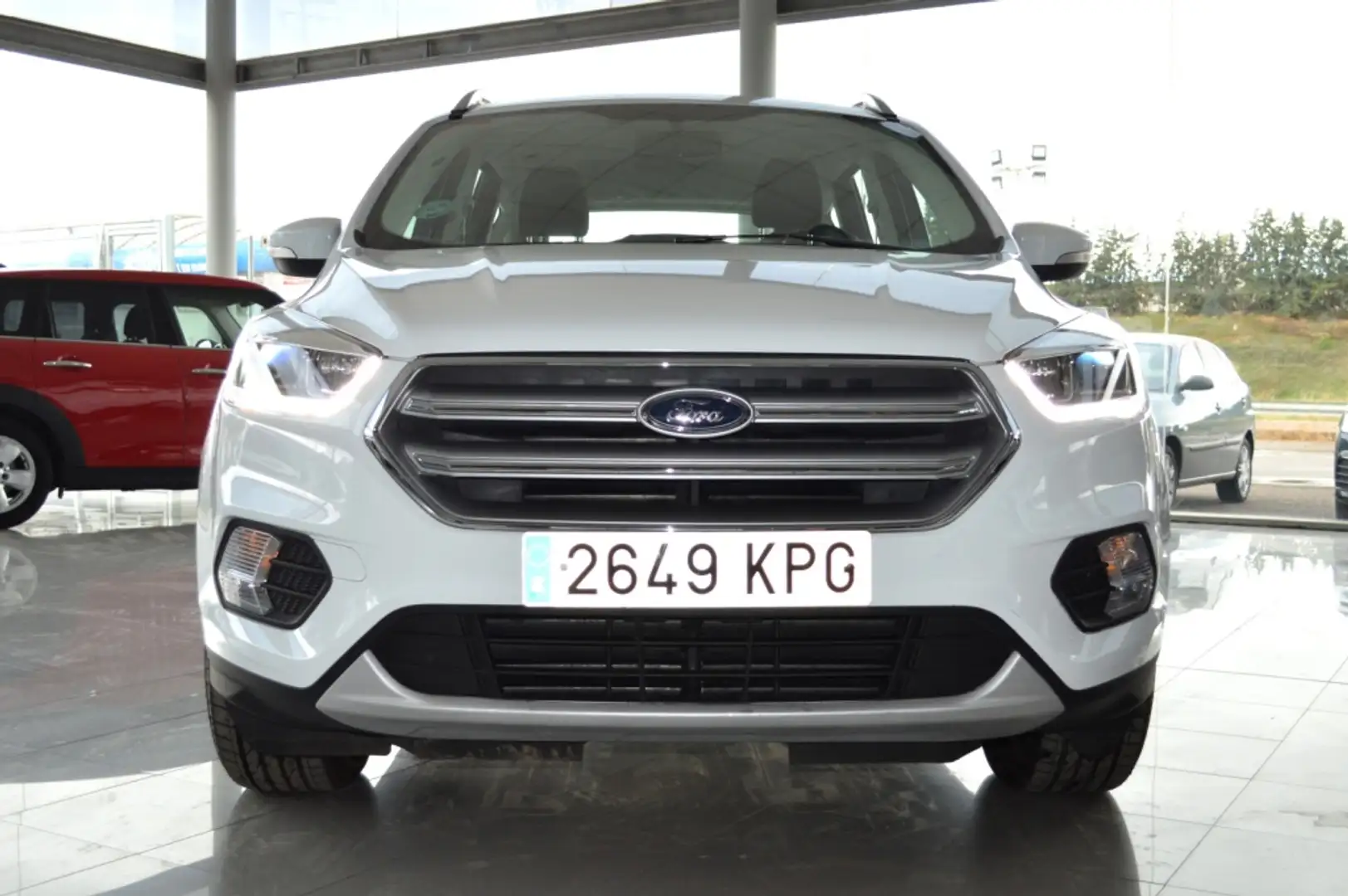 Ford Kuga 2.0TDCi Auto S&S Trend 4x2 150 Wit - 2