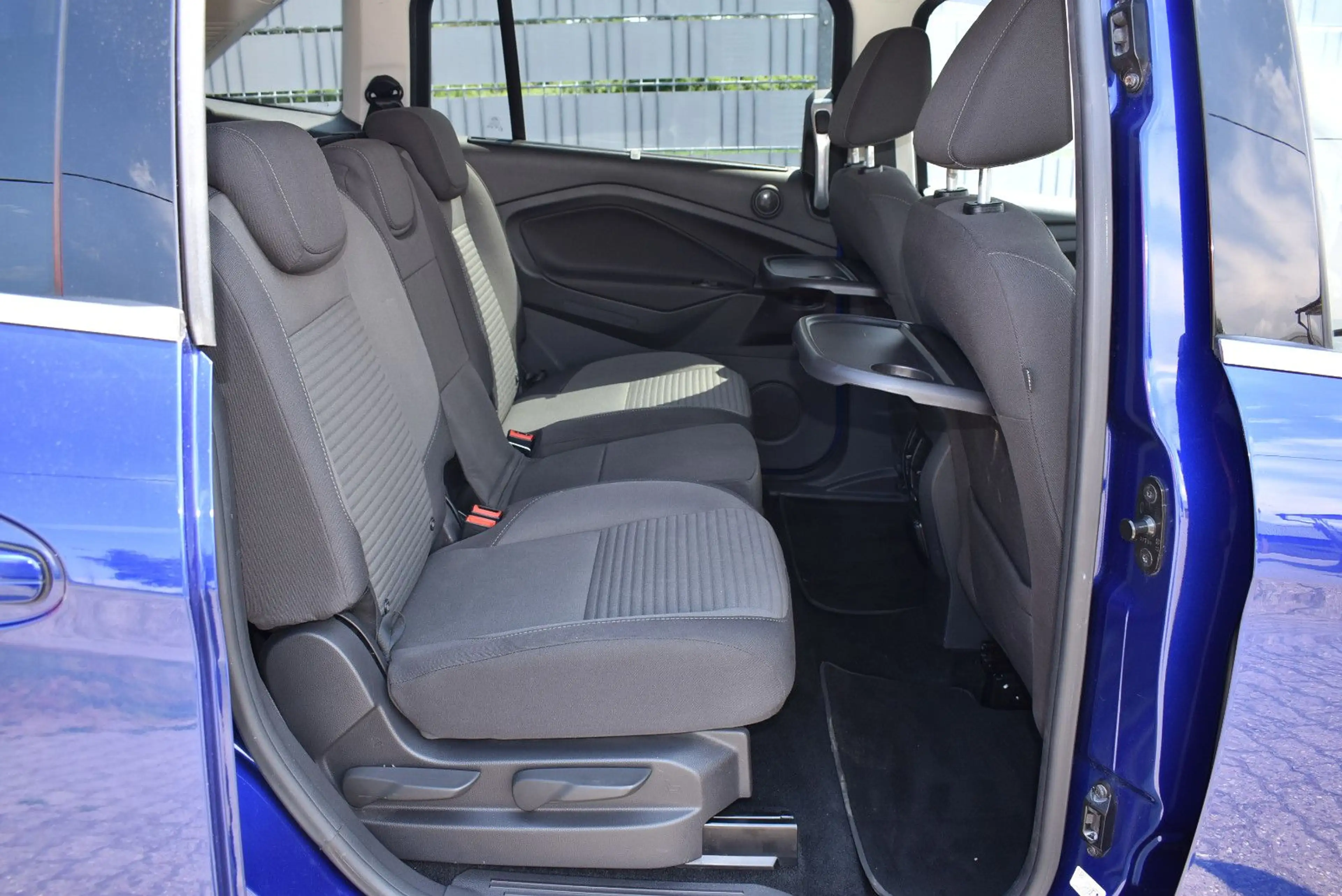 Ford Grand C-Max Grand C-MAX Titanium AUTOMATIK ,AHK — photo 14