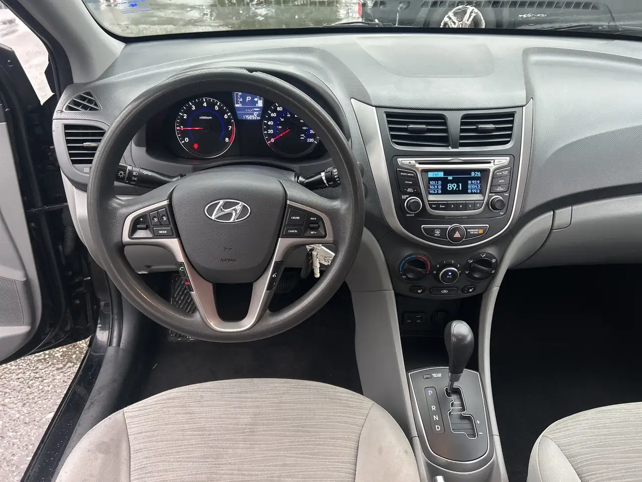 Hyundai ACCENT снимка Hyundai ACCENT