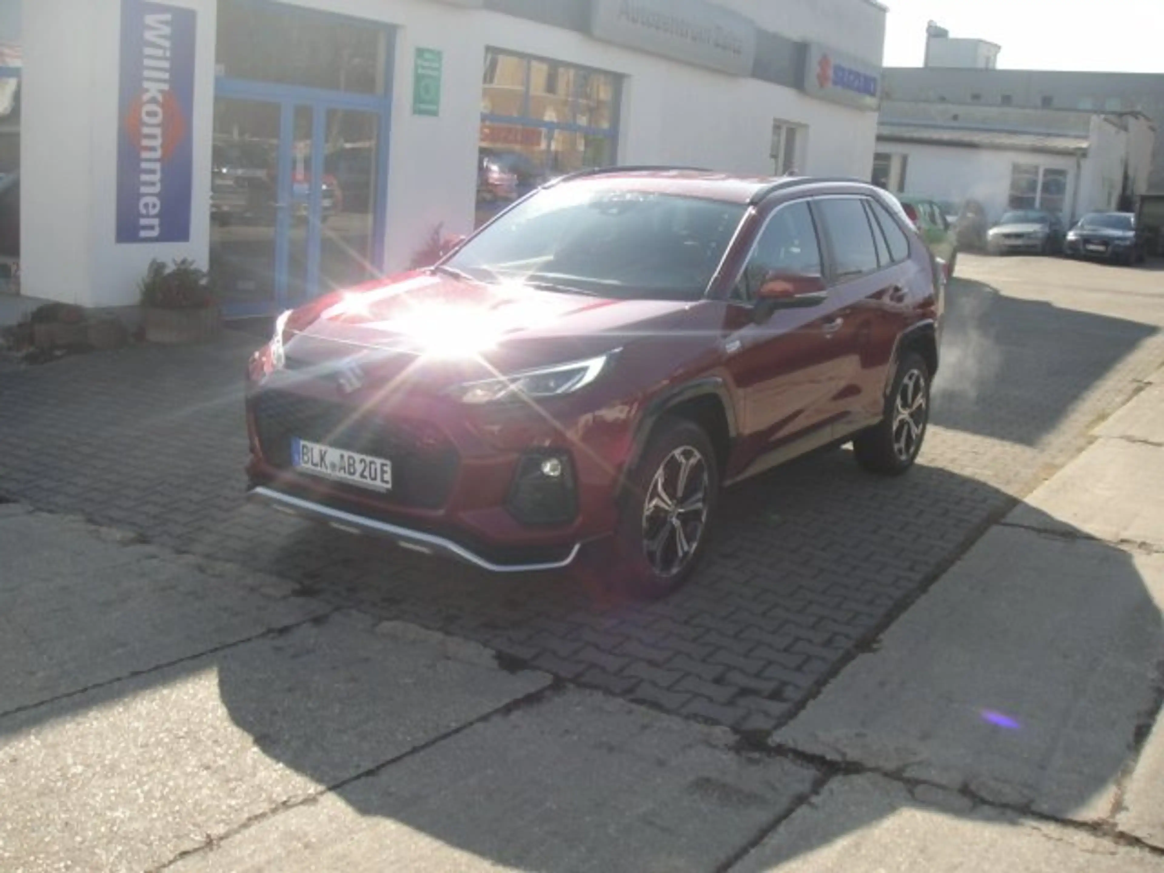 Suzuki Across Across PLUG-IN HYBRID 4x4 baugl. RAV 4