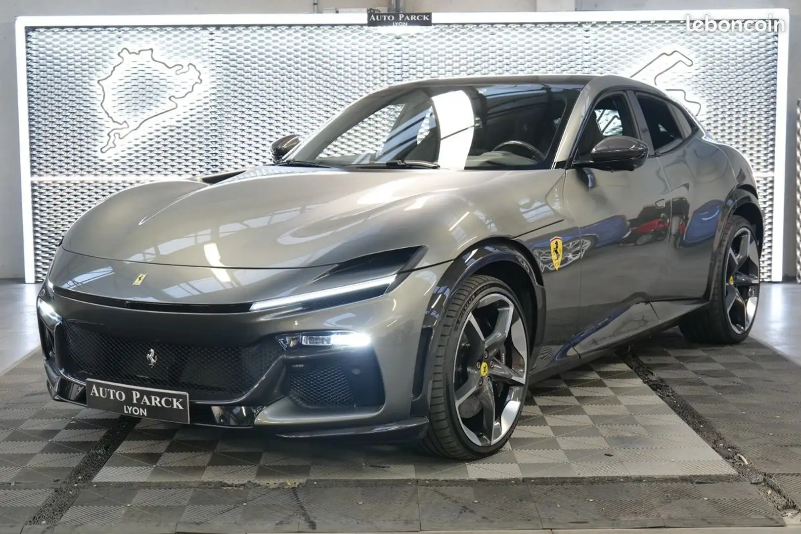 Ferrari Purosangue 6.5 v12 725cv francais malus paye disponible de su Gris - 1