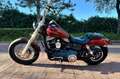 Harley-Davidson Dyna Street Bob Rojo - thumbnail 1
