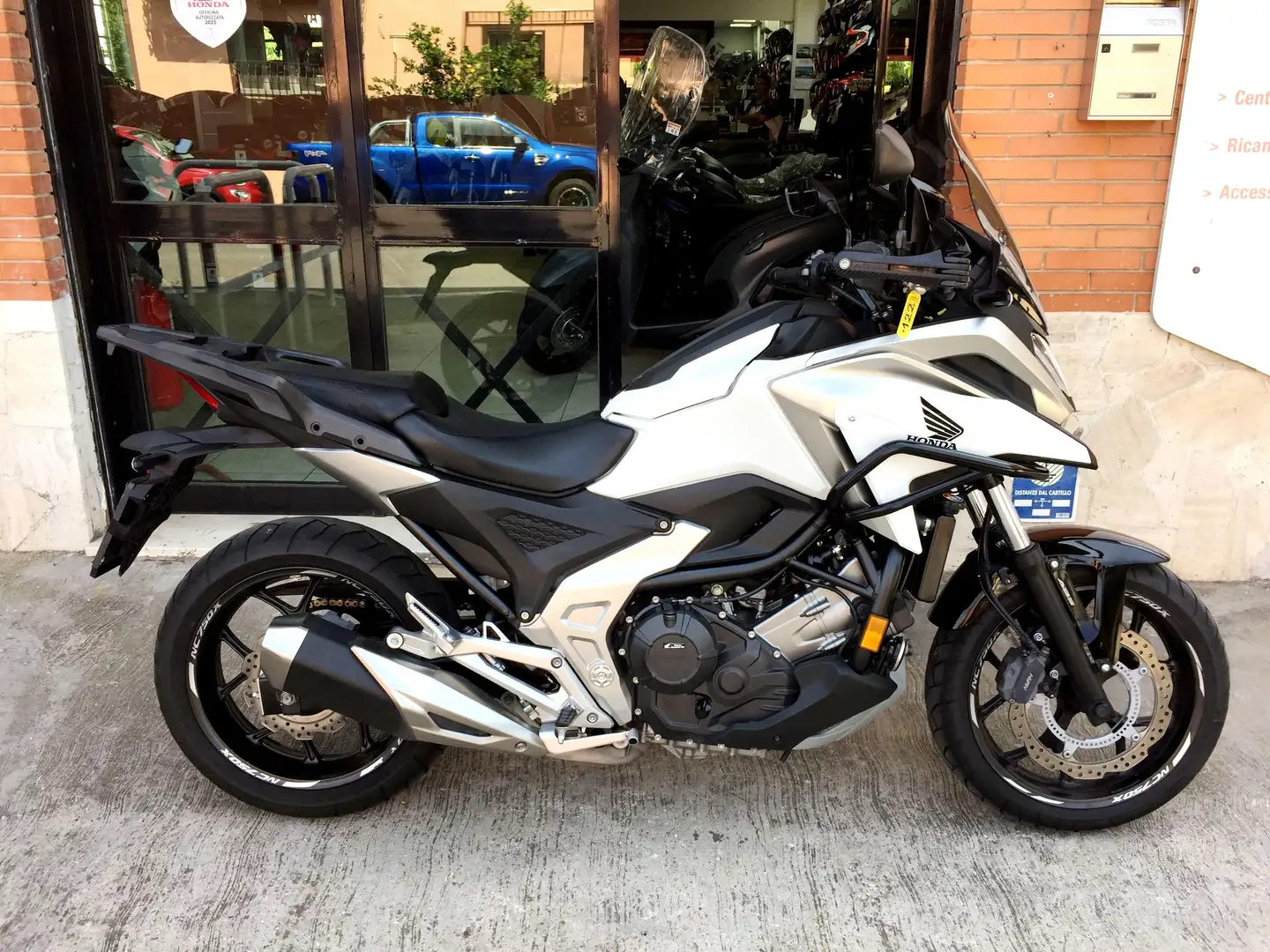 Honda NC 750 X 2021 - PERMUTE - FINANZIAMENTI Bílá - 1