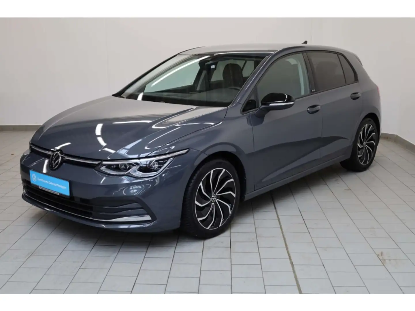 Volkswagen Golf 1.5 TSI OPF Active Grau - 2