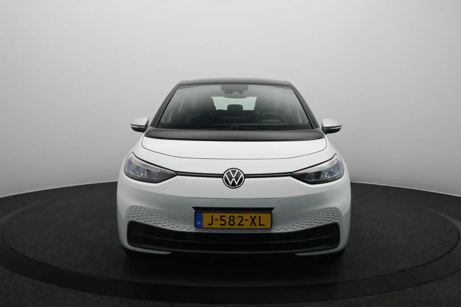 Volkswagen ID.3 First 58 kWh SOH 93,2% | Trekhaak | Navigatie | Ca Weiß - 2