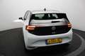 Volkswagen ID.3 First 58 kWh SOH 93,2% | Trekhaak | Navigatie | Ca Weiß - thumbnail 28