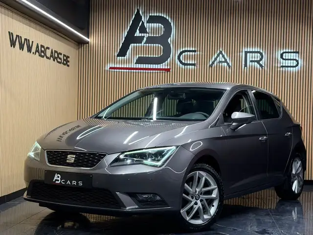 SEAT Leon 1.6 CR TDi Sport * GARANTIE 12 MOIS * 1er prop *