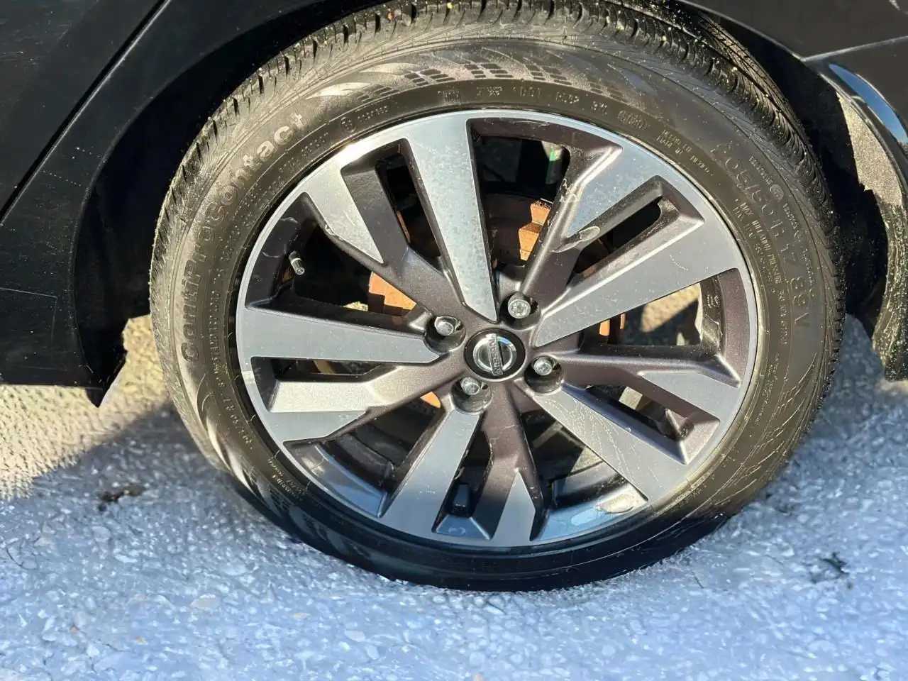 Nissan Versa снимка Nissan Versa
