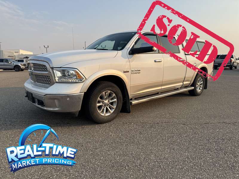 2015 RAM 1500 LARAMIE  BEAUTIFUL SHAPE