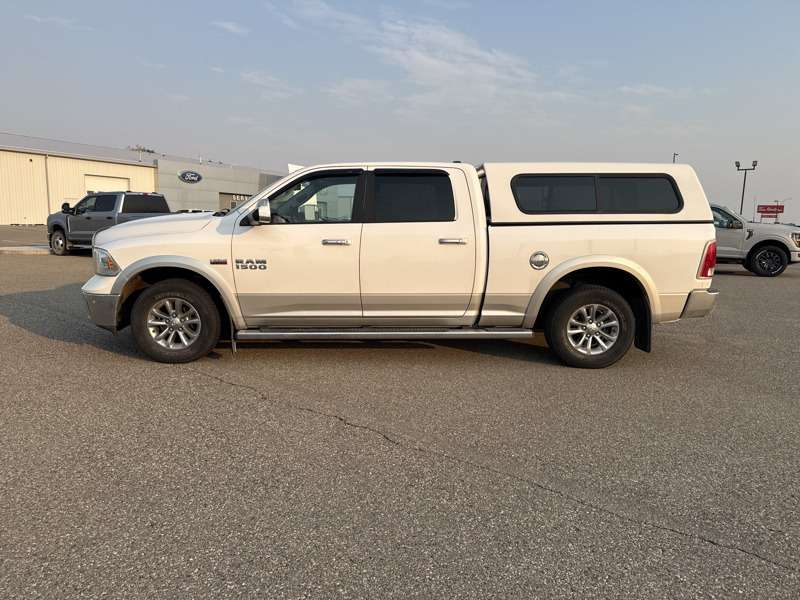 2015 RAM 1500 LARAMIE  BEAUTIFUL SHAPE — снимка 1