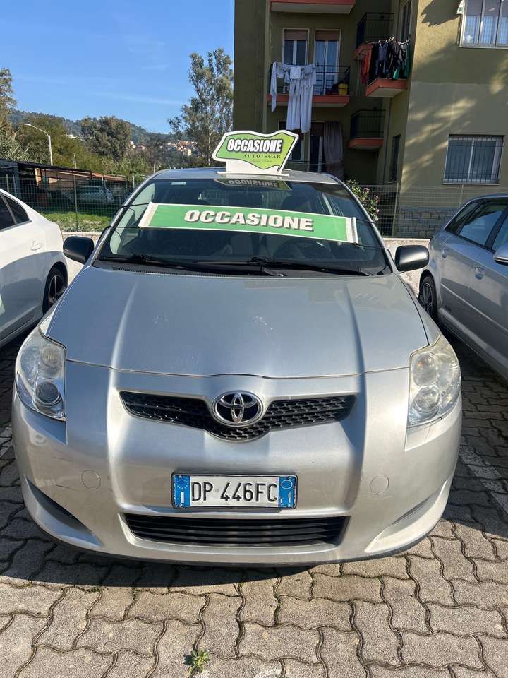 Toyota Auris Auris 5p 1.4 Sol